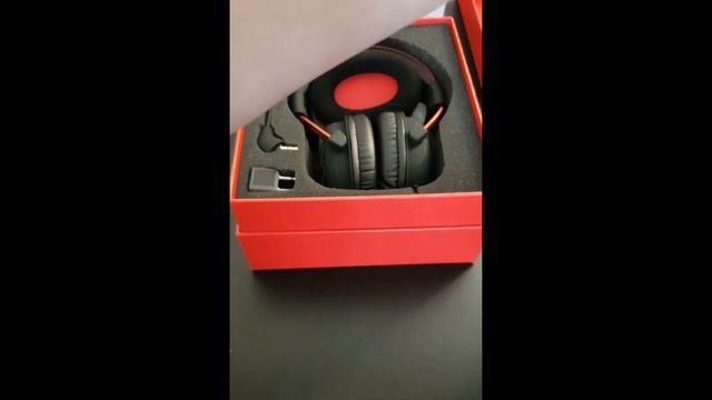Unboxing HyperX Cloud 2! смотреть онлайн