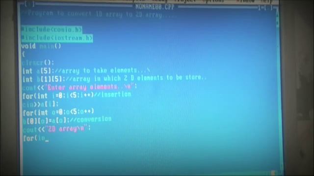C++ 1D array to 2D array conversion смотреть онлайн