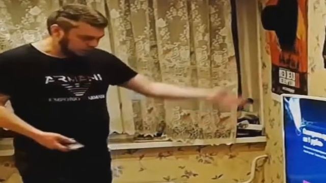 озон разбил телевизор чуваки, он его разбил смотреть онлайн