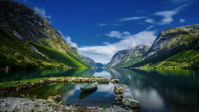 Родители требуют отдать мою квартиру сестре. Истории из жизни смотреть онлайн