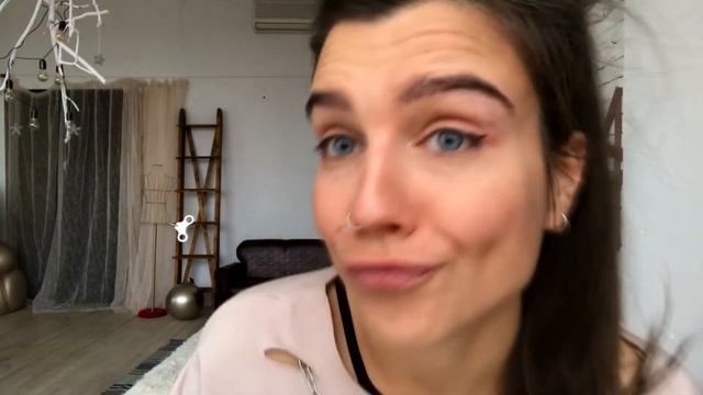 Тушите свет! Лайфхаки для идеальных стрелок смотреть онлайн