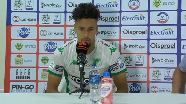 La rueda de prensa de Jaime De la Pava y Kelvin Osorio tras el empate del Cali ante Alianza. смотреть онлайн