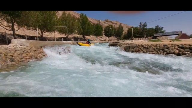 Whitewater kayaking in ?? UAE Alain смотреть онлайн