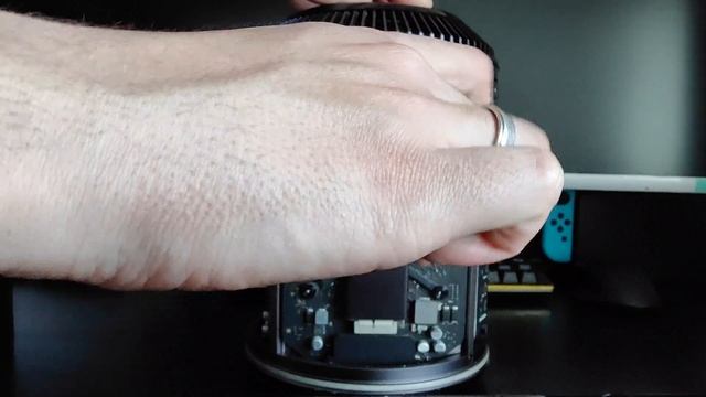 Mac Pro 6,1 RAM + SSD Upgrade смотреть онлайн