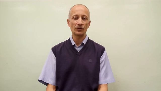 Взрослый Александр после курса игры на гитаре для начинающих с нуля смотреть онлайн