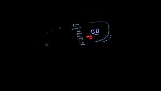 Accumulation mileage if Kia Carens 1.5 pet approx 100 kms in city and Highway mix with AC and Non A смотреть онлайн