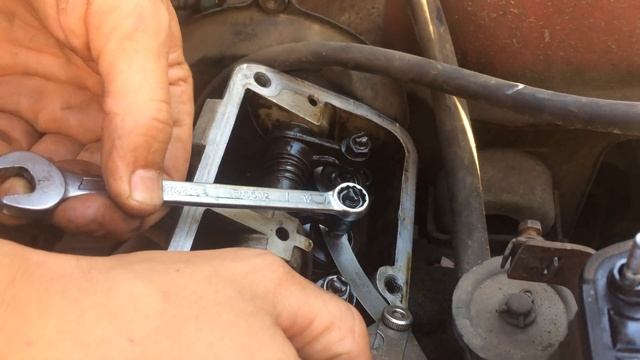 Регулировка зазоров клапанов Заз,Таврия Славута Просто.Ошибки смотреть онлайн