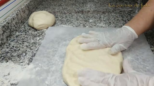 Pizza rellena con masa esponjosa en 1 hora, mas tips como elevar la masa mas rápido. смотреть онлайн
