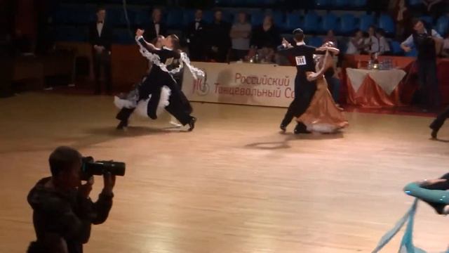 Силионов Денис - Кобрина Этель, венский вальс смотреть онлайн