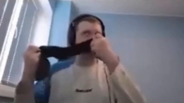 "ПАРФЮМЕР" НАДЕЮСЬ НОСКИ НЕ ВОНЯЮТ ВРОДЕ НЕ | ARTHAS / ПАПИЧ / ВЕЛИЧАЙШИЙ | НА ВСЕ СЛУЧАИ ЖИЗНИ смотреть онлайн