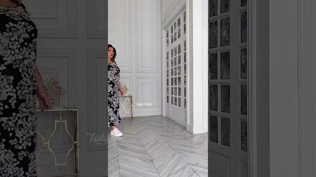 Платье длинное шифон ярусы "яркие цветы" смотреть онлайн