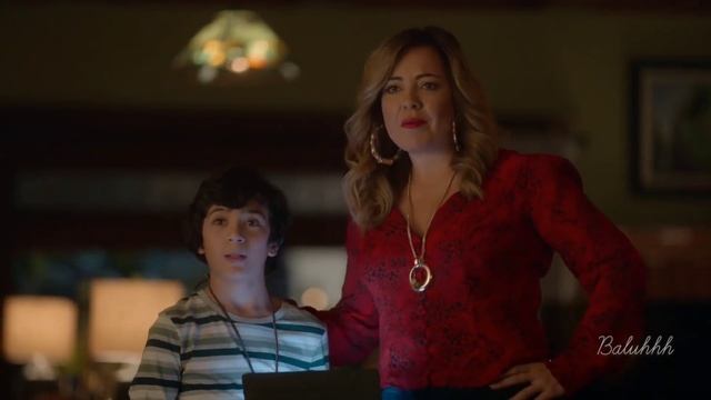 reggie being julie's older brother for 10 min and 22 secs смотреть онлайн