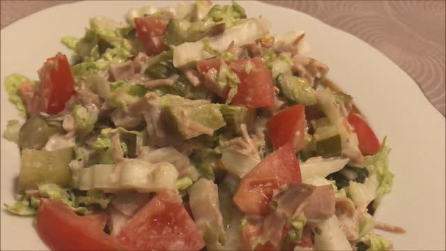 Салат с индейкой и пекинской капустой смотреть онлайн