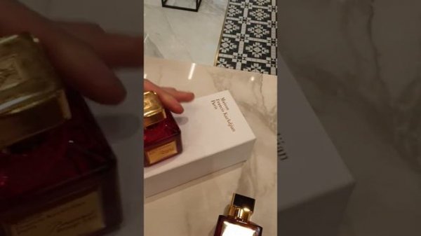 Baccarat Rouge 540 Extrait de Parfum #FAKE vs. #ORIGINAL