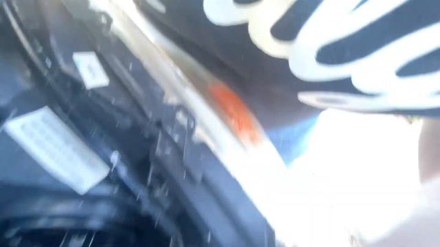 Replacing the Front Headlight Bulbs for LED 2011 Honda CRV смотреть онлайн