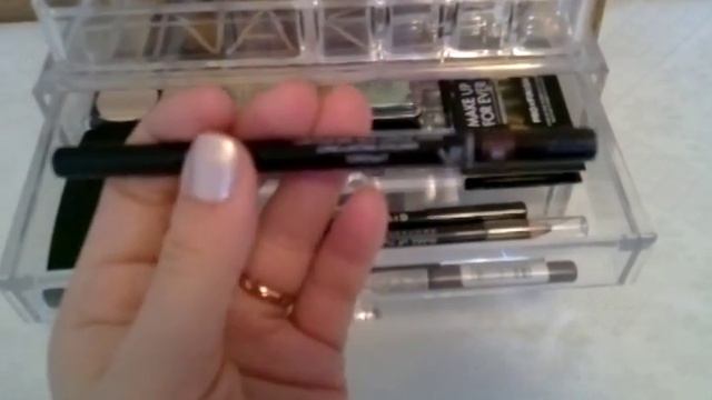 Фавориты декоративной косметики 2 ( + органайзер для хранения) смотреть онлайн