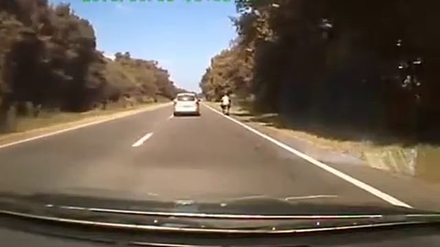 ГАИ СПЕШИТ НА ПОМОЩЬ смотреть онлайн