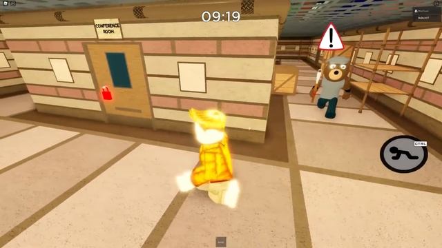 PIGGY but The CREATOR Helps me WIN.. смотреть онлайн