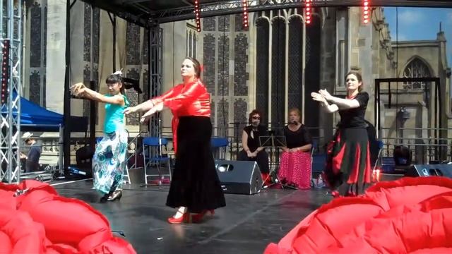 Tangos - Strictly Flamenco at Norwich Lord Mayor's Celebration 2013 смотреть онлайн
