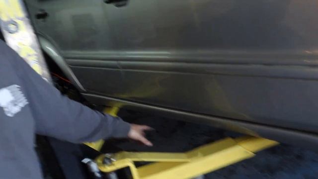 ML55 W163 Exhaust (side pipes) смотреть онлайн