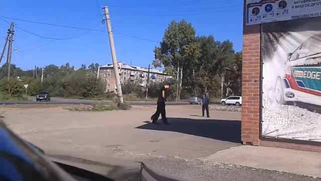 Канский охранник буря на подработке! смотреть онлайн