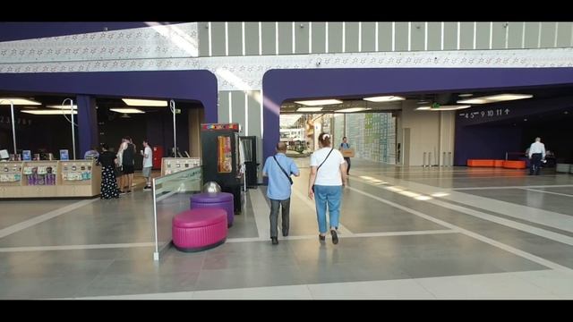 Russian TYPICAL Shopping Mall During Sanctions July Update смотреть онлайн