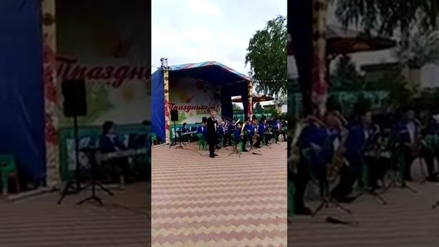 Песня "Севастопольский вальс", солист Александр Попондуполо смотреть онлайн