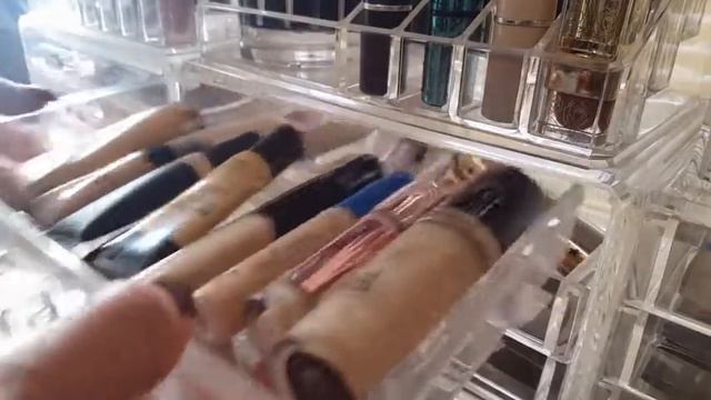SHOP MY STASH | WEEKLY MAKEUP BASKET смотреть онлайн