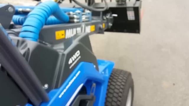 MultiOne обзор фронтального погрузчика. смотреть онлайн