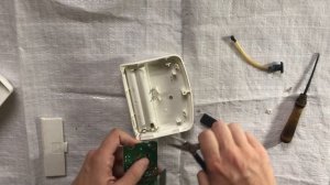 Разбираем тонометр and ua-702 на драгметаллы