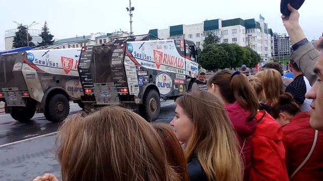 Ралли "Шелковый путь - 2017" Чебоксары красная площадь смотреть онлайн