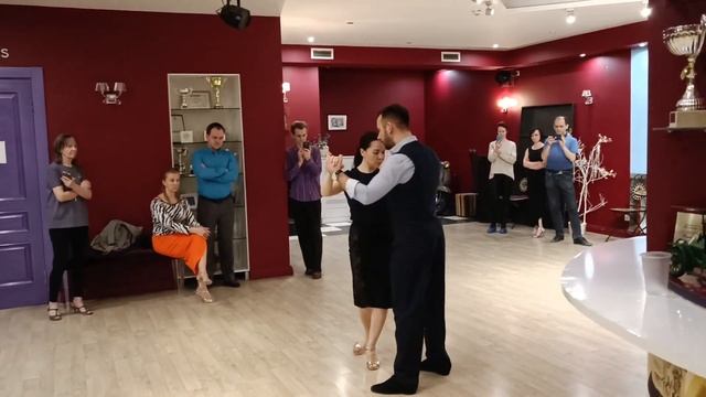 Tango Nuevo: Volcada, Colgada, Engancho смотреть онлайн