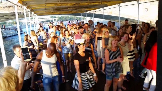 Афрохаос. Мастеркласс. Полосатый рейс. Лучшая вечеринка в Москве смотреть онлайн