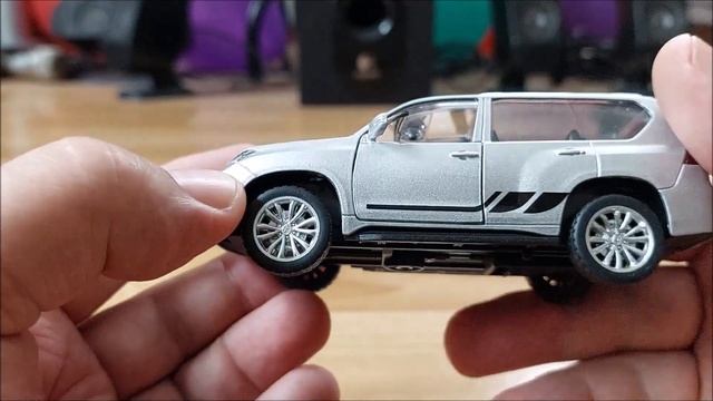 Toyota Land Cruiser Prado 1:43 смотреть онлайн