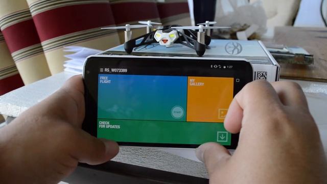 Rolling Spider Parrot Mini Drone