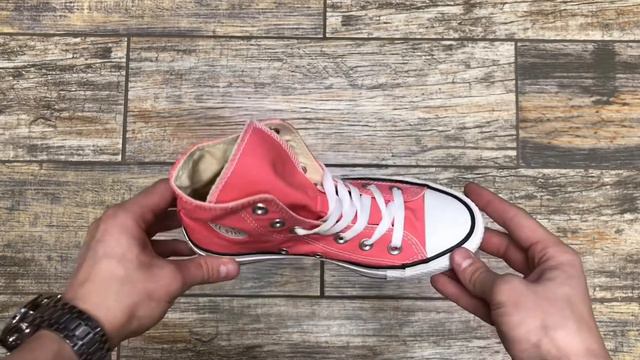 КЕДЫ CONVERSE CHUCK TAYLOR ALL STAR CARNIVAL RINK HI смотреть онлайн