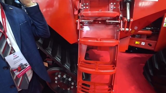 НОВИНКА РОСТСЕЛЬМАШ НА ЮГАГРО 2021. ГУСЕНИЧНЫЙ 3535 DT смотреть онлайн