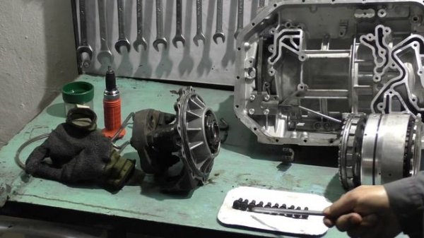 5hp24. Как снять акпп_ Как разобрать акпп_ Аварийный режим акпп 5hp24. bmw e38 (часть 2-я).mp4