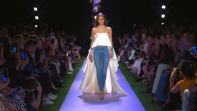 Spring Summer 2020 Runway Show | Brandon Maxwell