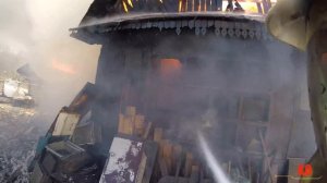 Пожар. Горят два дома. Распространение / Fire.  Two houses are burning. Spread