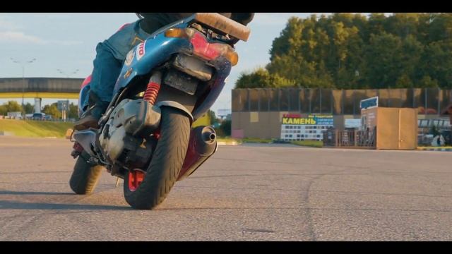 STUNT LIFE , Motorcycle or scooter? What do you choose.. смотреть онлайн