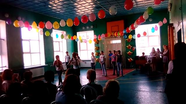 Танец на 8 марта смотреть онлайн