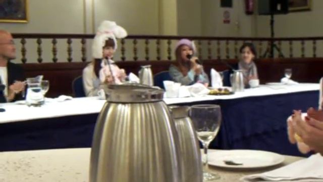 Yû Kimura en la tea party de Barcelona смотреть онлайн