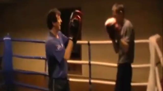 Тренировка по боксу в клубе "Созвездие".wmv смотреть онлайн