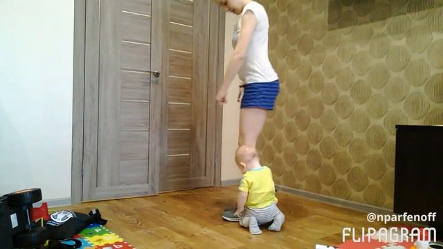 Упражнения на ноги (бицепс-задняя поверхность бедра) смотреть онлайн