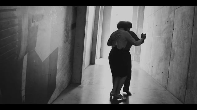 Genia and Sep - blues dance improvisation смотреть онлайн