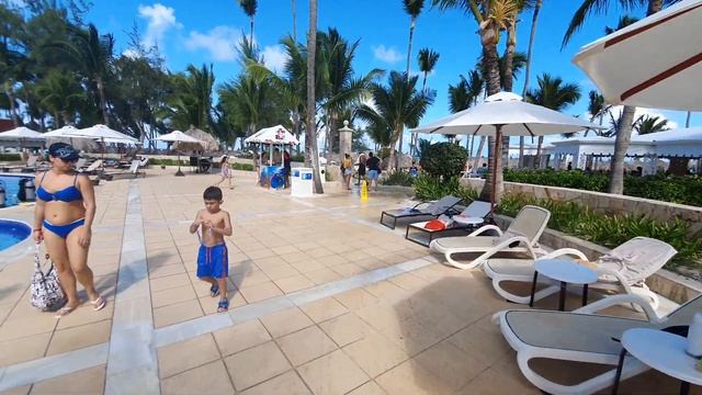 De camino a Playa Arena Gorda Punta Cana смотреть онлайн