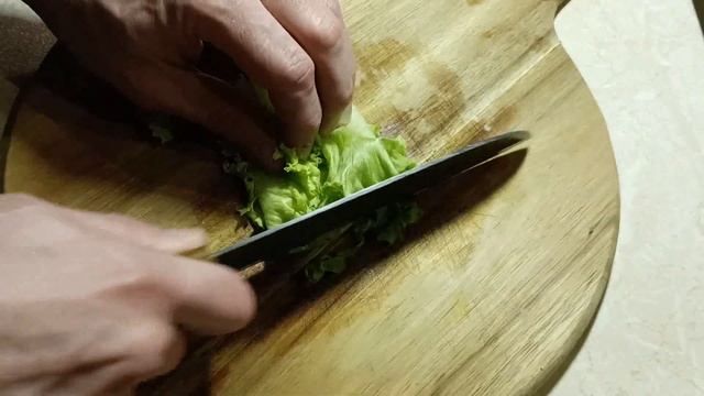 Нежнейший салат из кальмаров с огурцами смотреть онлайн