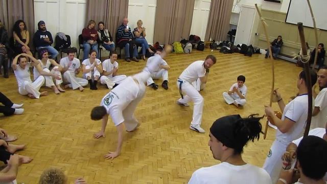 Capoeira York Batizado 2012 - Opening Roda смотреть онлайн