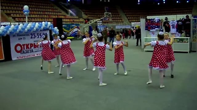 Выставка Здоровье. Движение. Жизнь. Танец Барыня смотреть онлайн